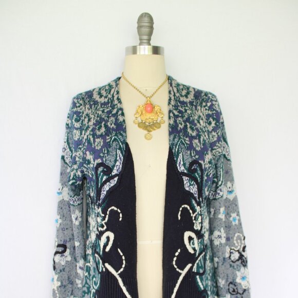 Anthropologie HWR Monogram Emma embroidered wool waterfall Cardigan Sweater M - Picture 7 of 12